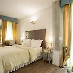 Vandelli Hotel 3*