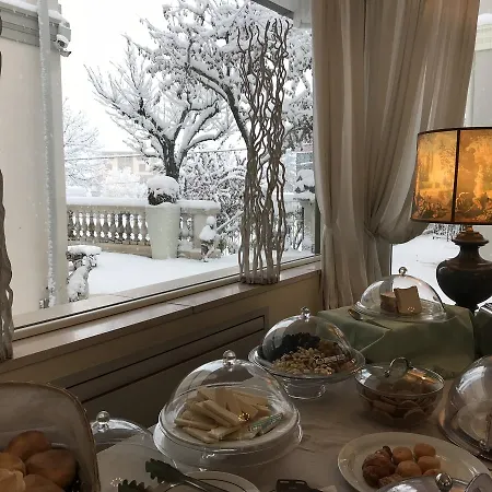 Vandelli Отель Павулло-нель-Фриньяно